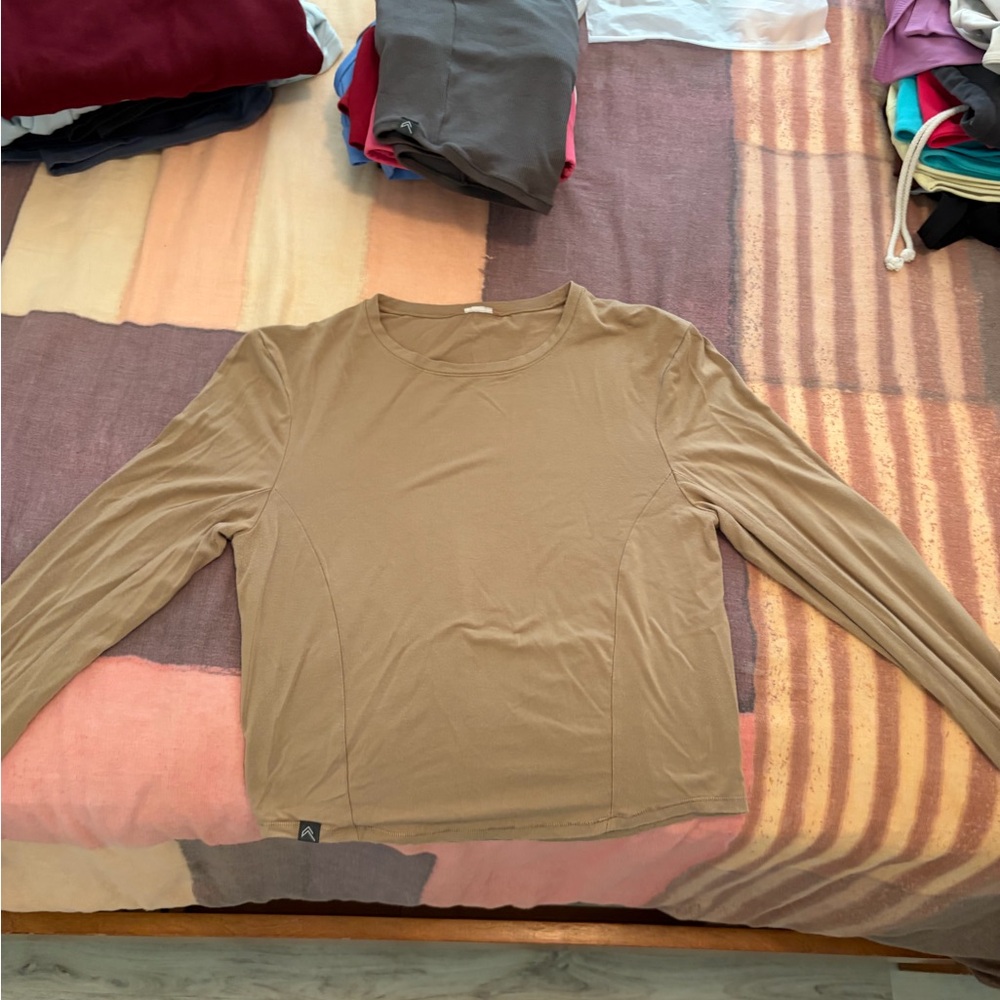 Oner active mellow soft long sleeve mid top